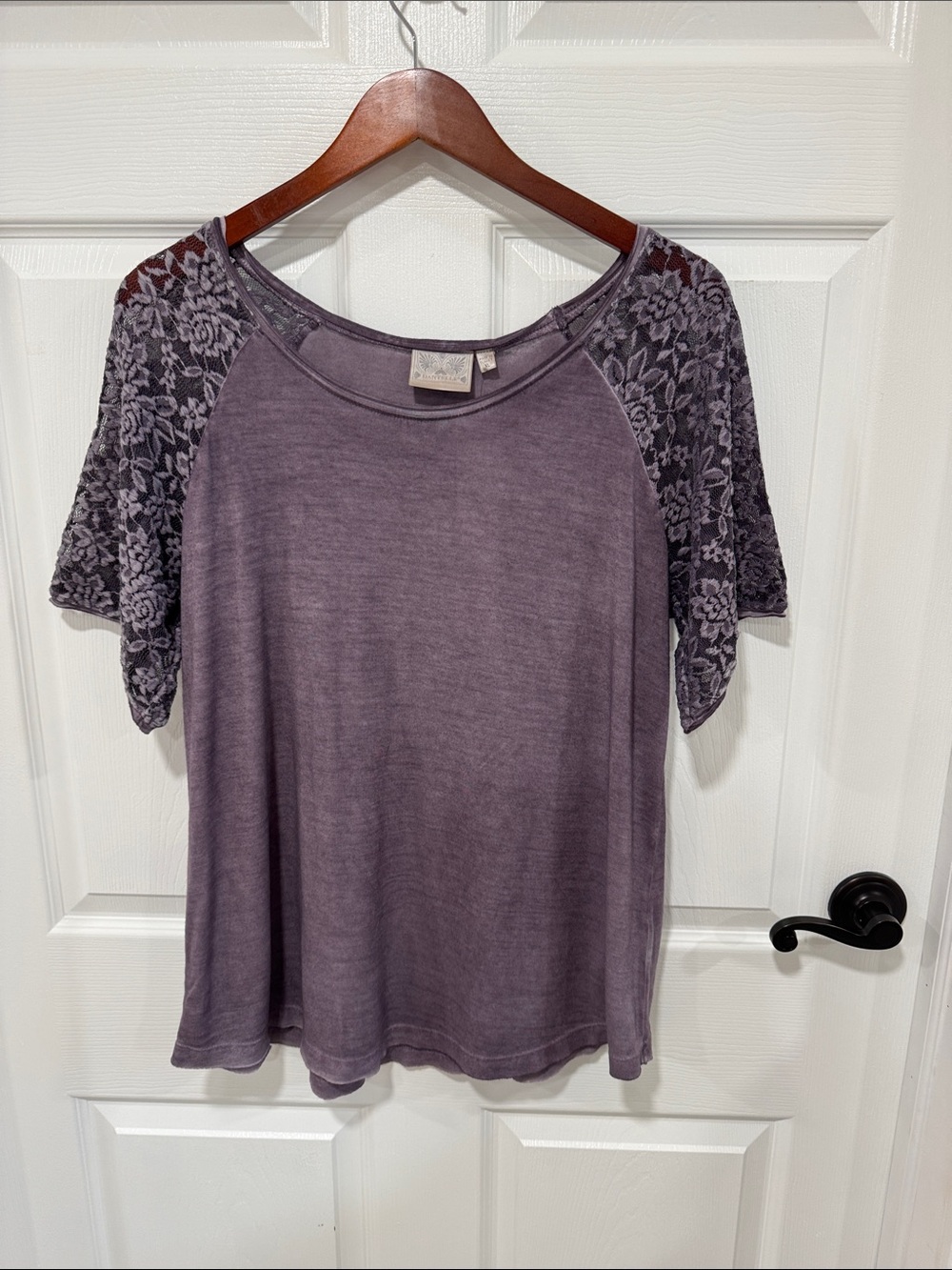Dantelle Lavender Lace Raglan Short Sleeve Tee